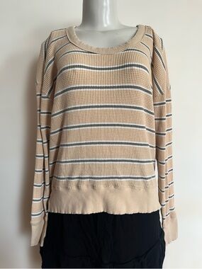 Offline by Aerie shirt top